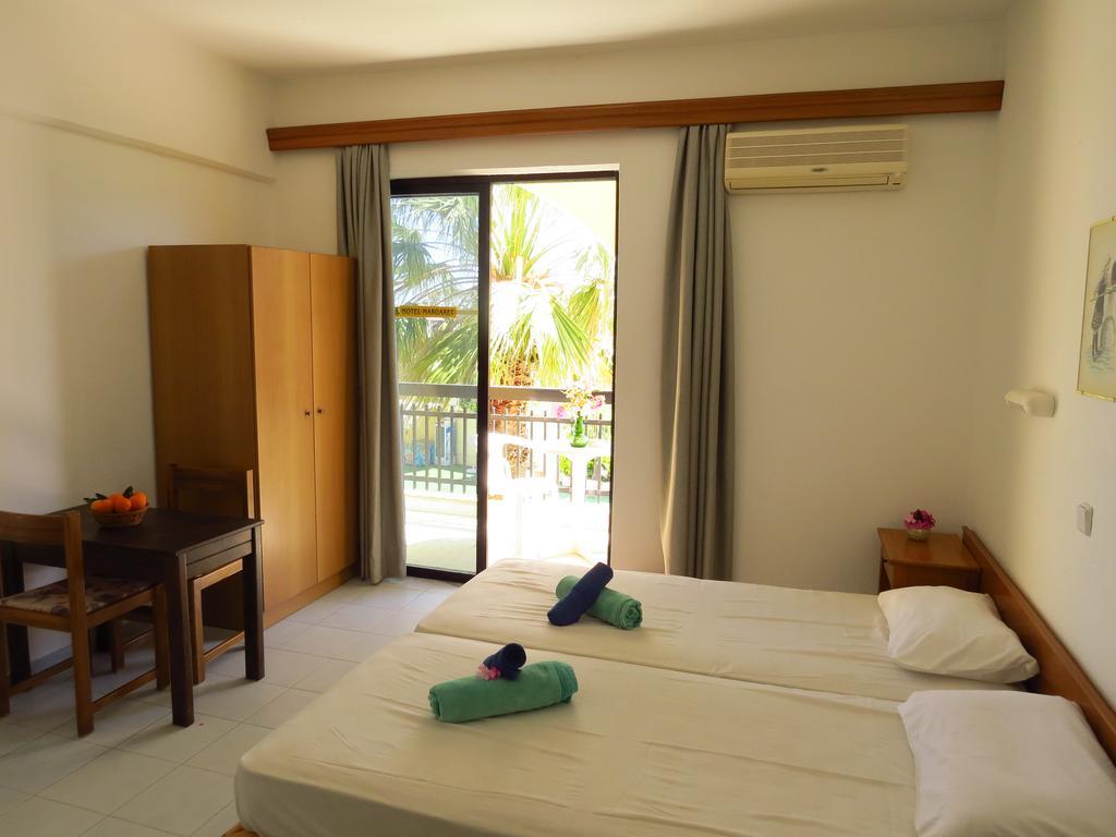 Hotel Margaret Kremasti  Luaran gambar